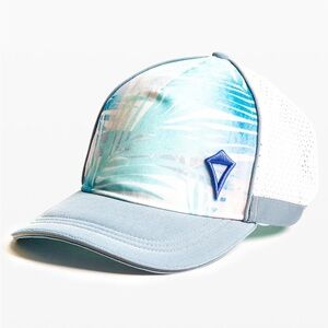 Ivivva girl’s adjustable trucker hat size medium/large